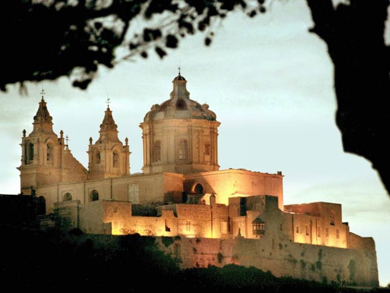 Mdina địa điểm tuyệt đẹp tại Malta