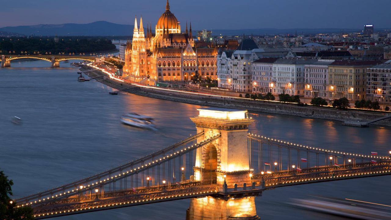du lịch Budapest