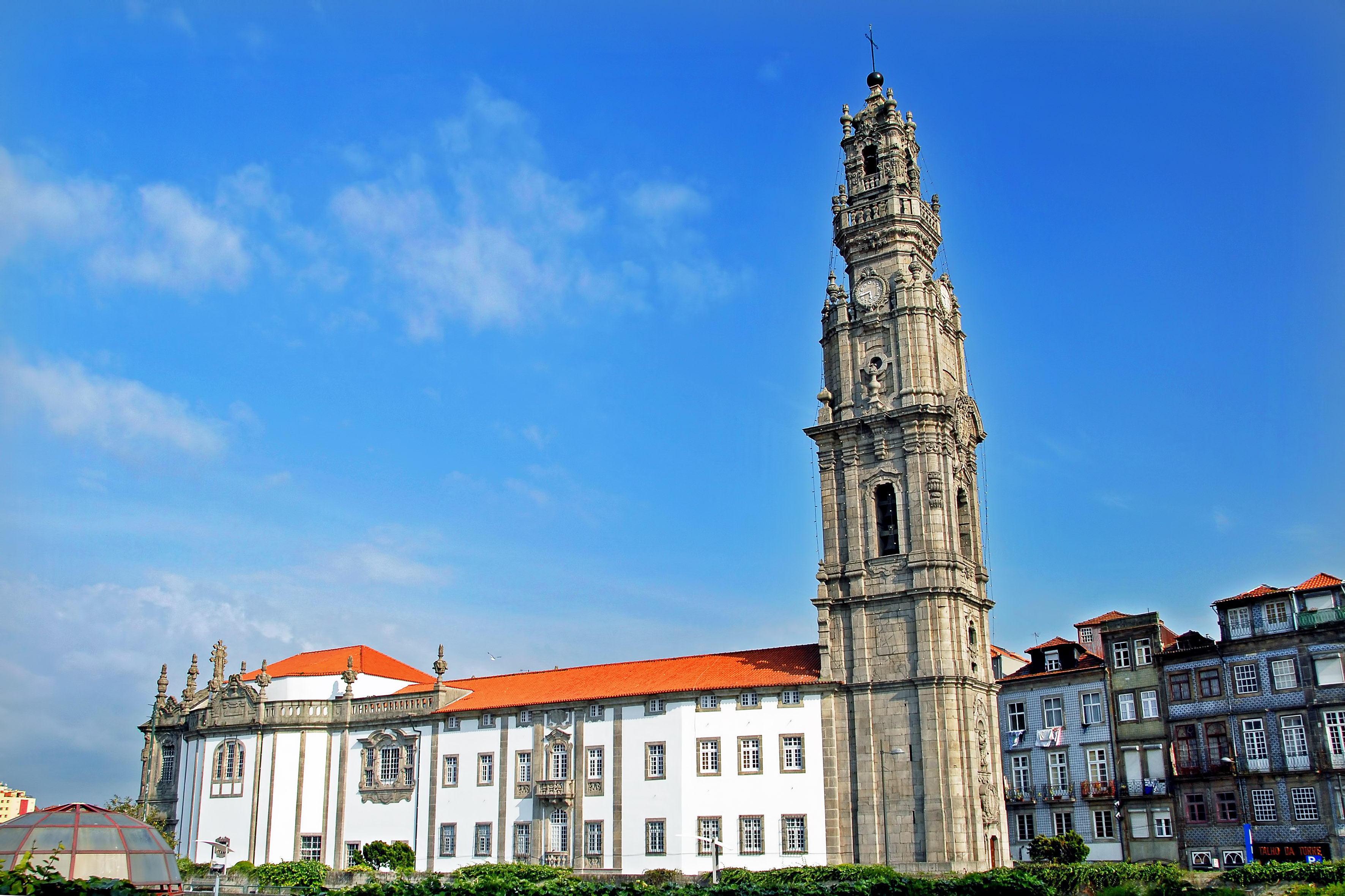 tòa tháp Torre dos Clerigos