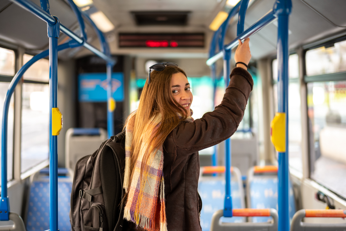 Porto cấp thẻ đi xe bus miễn phí