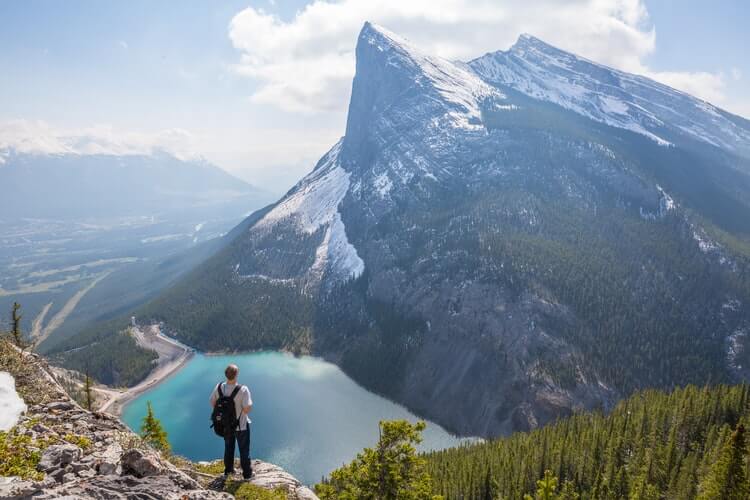 dinh cu tai canada
