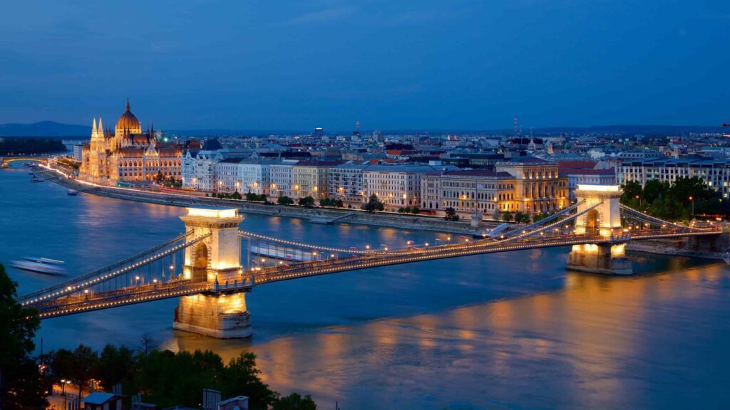 Hai thủ đô của Áo-Hungary là Budapest và thành phố nào 3